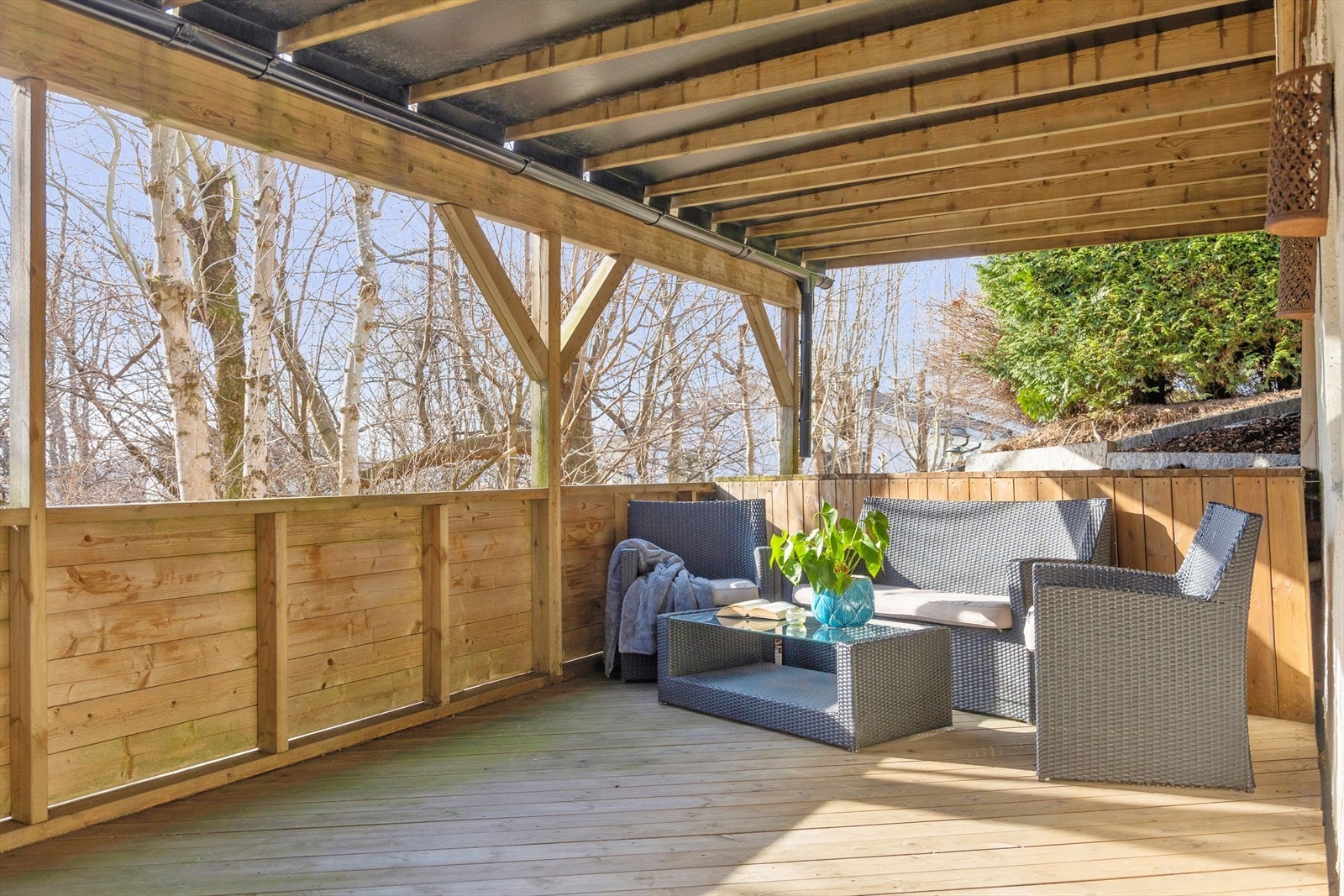 God plass til utemøbler Galleribilde