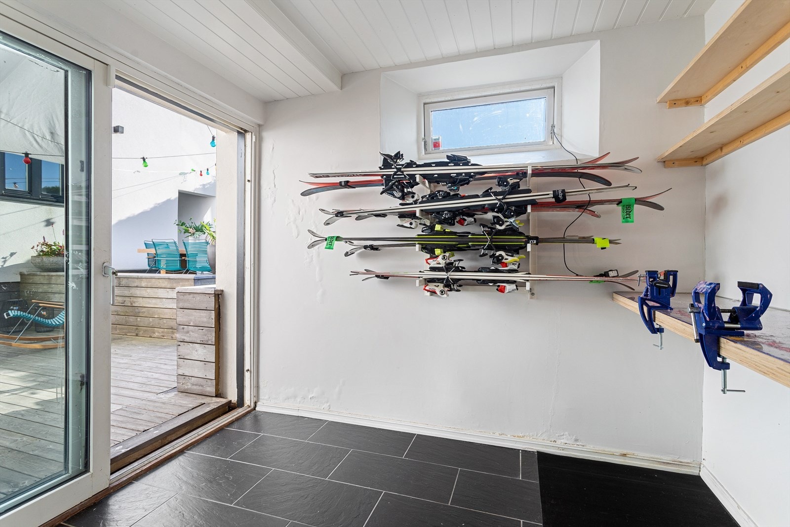 Sportsbod med egen inngang. Galleribilde