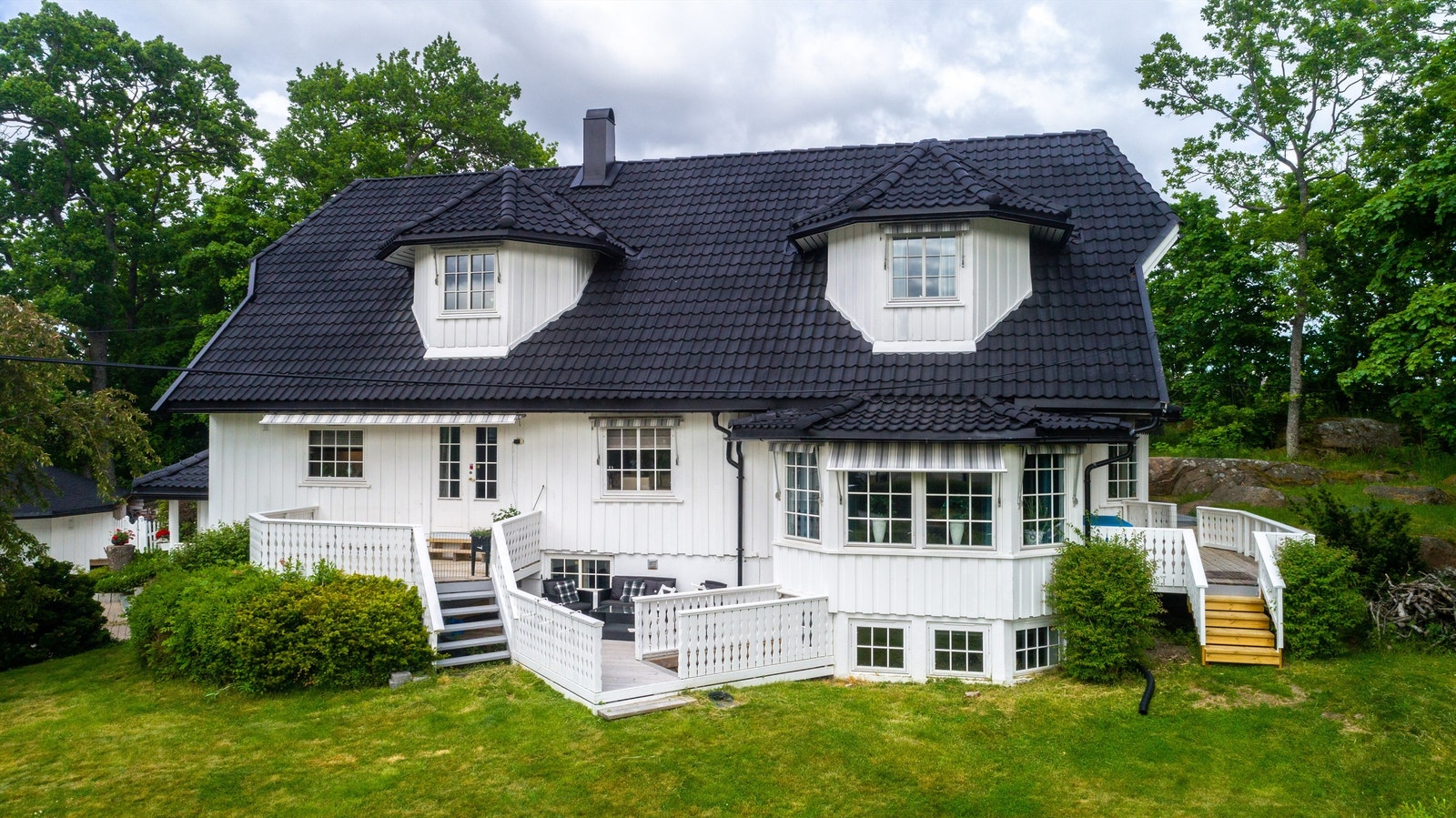 Unnebergveien 5 formidles av Krogsveen. Galleribilde