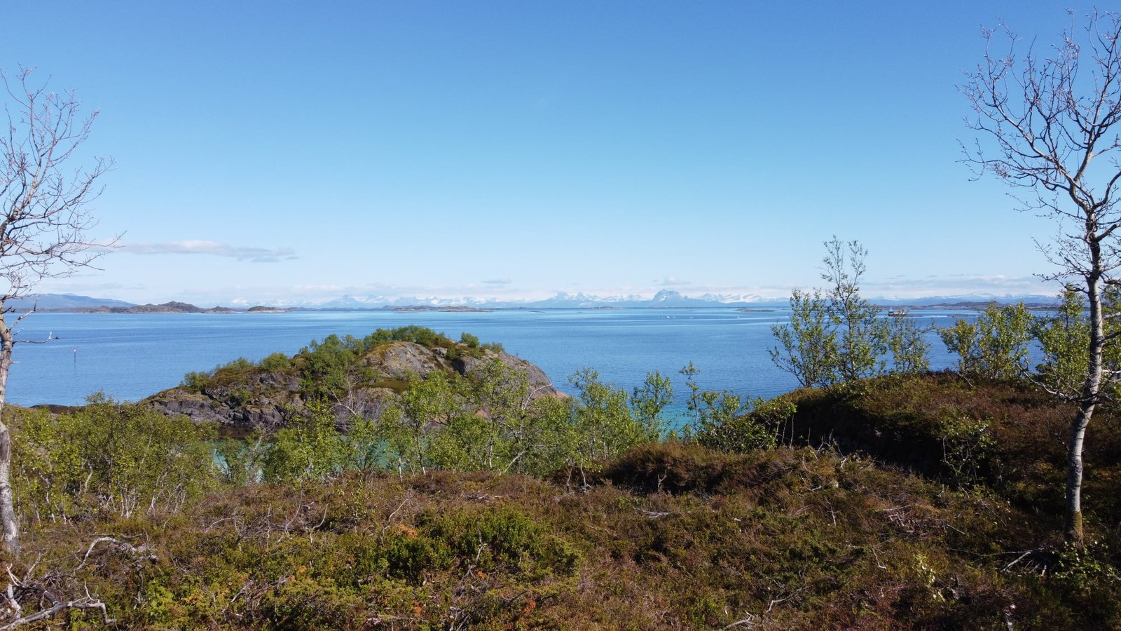 Utsikt fra en av tomtene i Sanden Hyttegrend