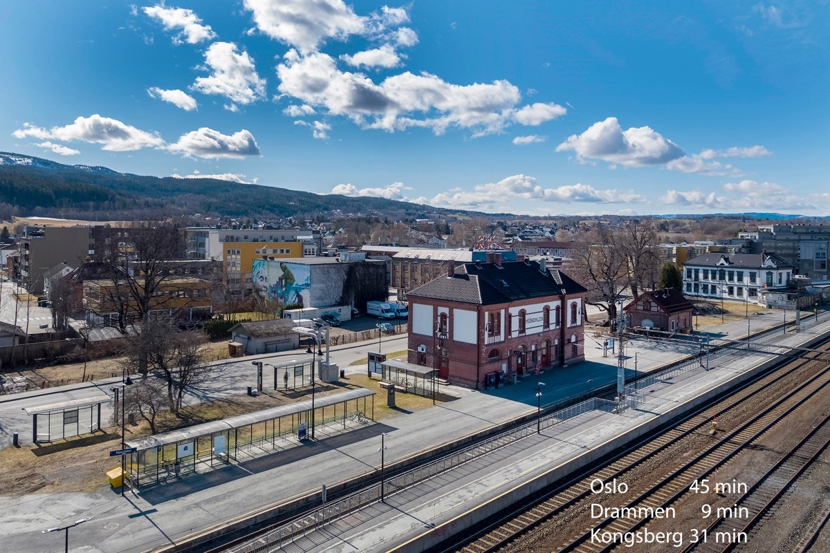 Mjøndalen togstasjon. Galleribilde