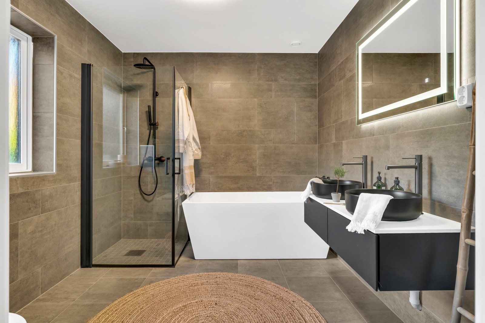 Ubrukt og splitter nytt bad - utført av fagfolk med dok. Galleribilde