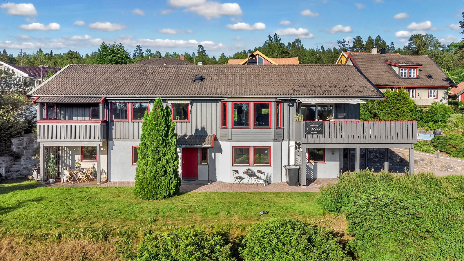 Enebolig med hybel Galleribilde