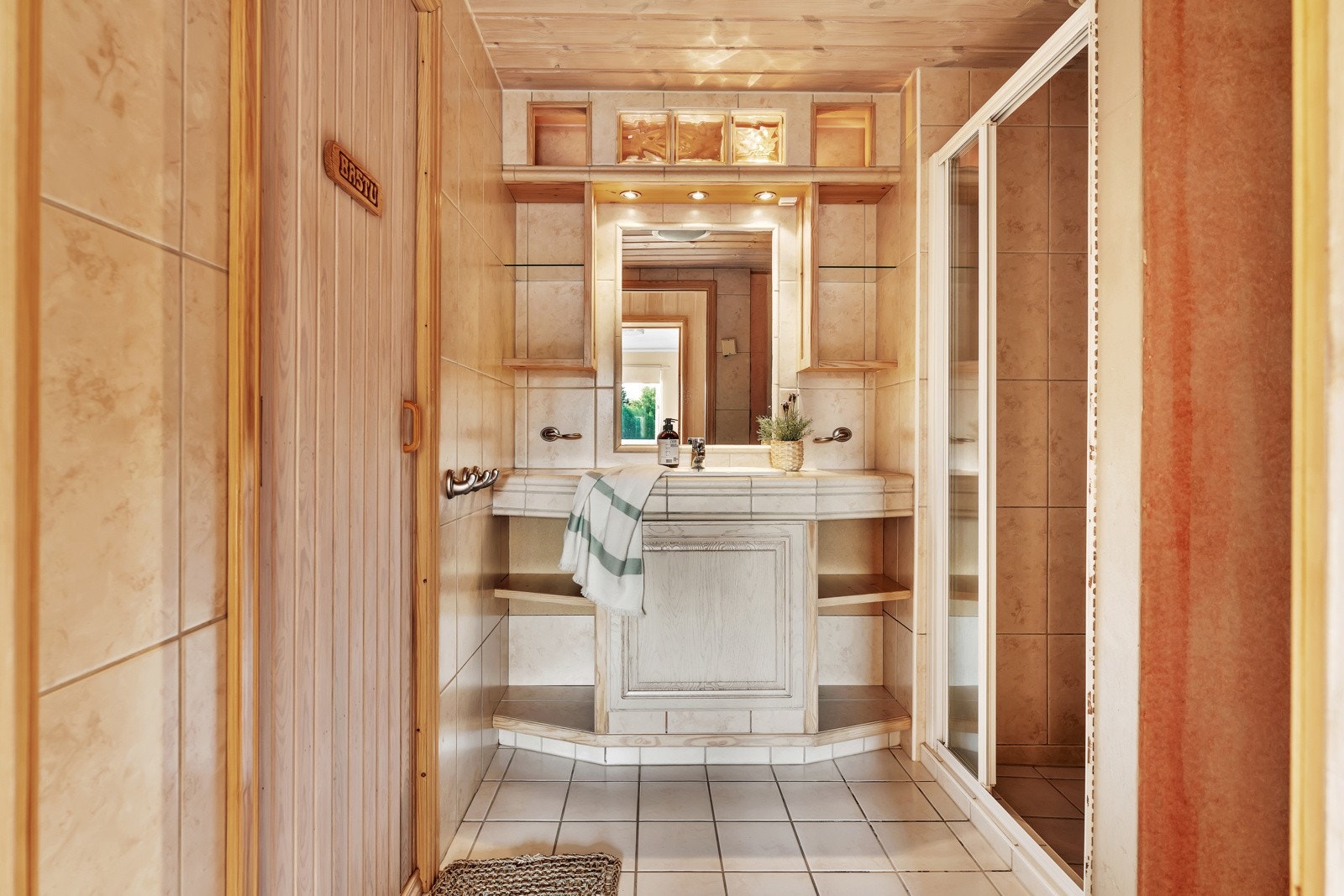 Bad med badstue Galleribilde