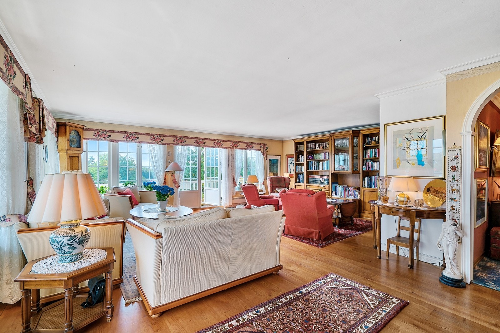 Stue med utgang til terrasse på hele 100 kvm Galleribilde