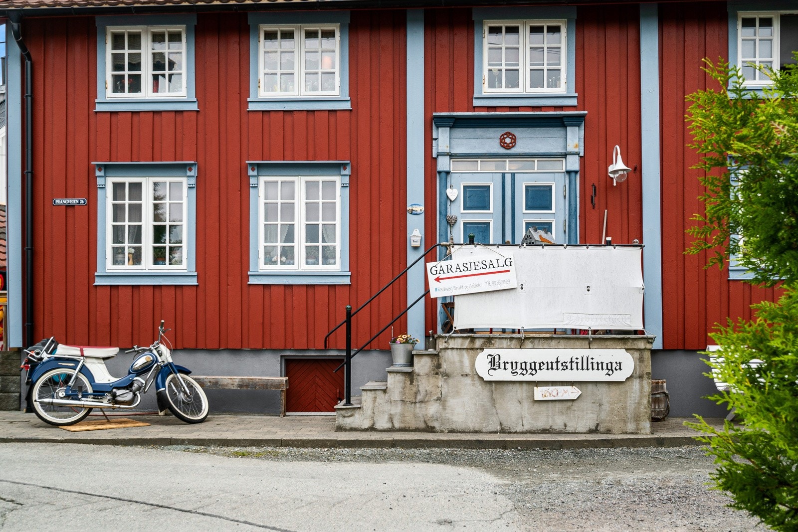 Råkvåg har også frisørsalong, treningssenter og post i butikk Galleribilde