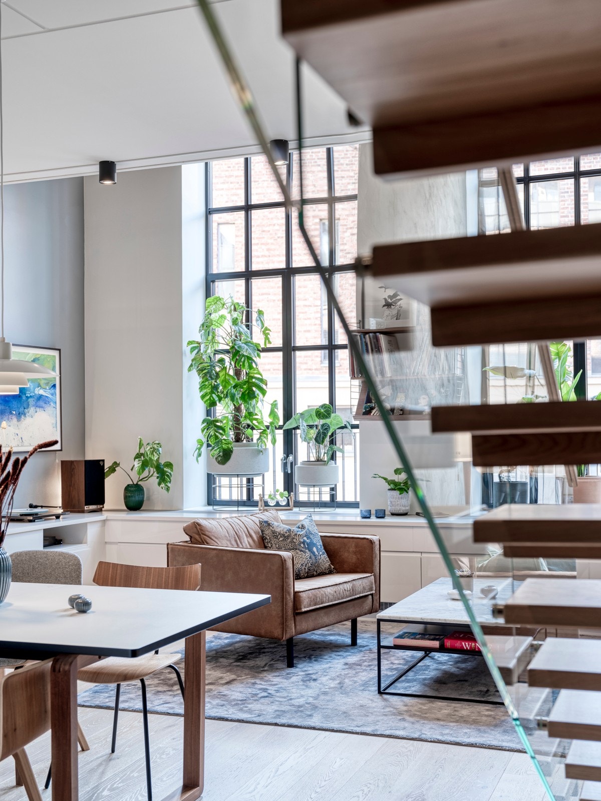 Flott trapp i eik og glass Galleribilde