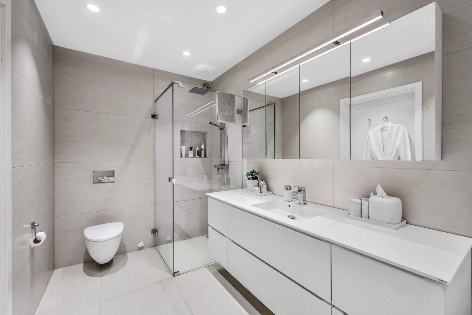 Baderommet fremstår i god stand, og har fått TG1 fra takstmann. Galleribilde