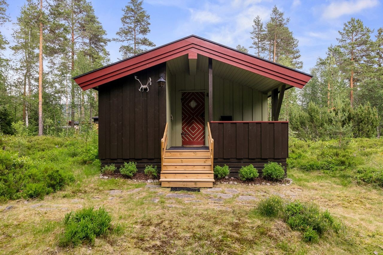 Ny trapp ble etablert i 2020 opp til uteplassen og inngangen. Galleribilde