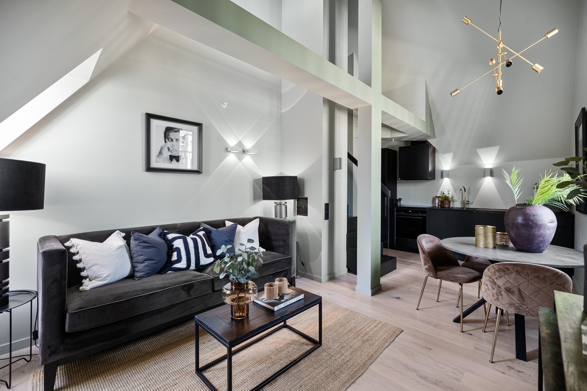 Velkommen til Sarpsborggata 14 F - En lekker, eksklusiv loftsleilighet med stor hems og høy standard. Galleribilde