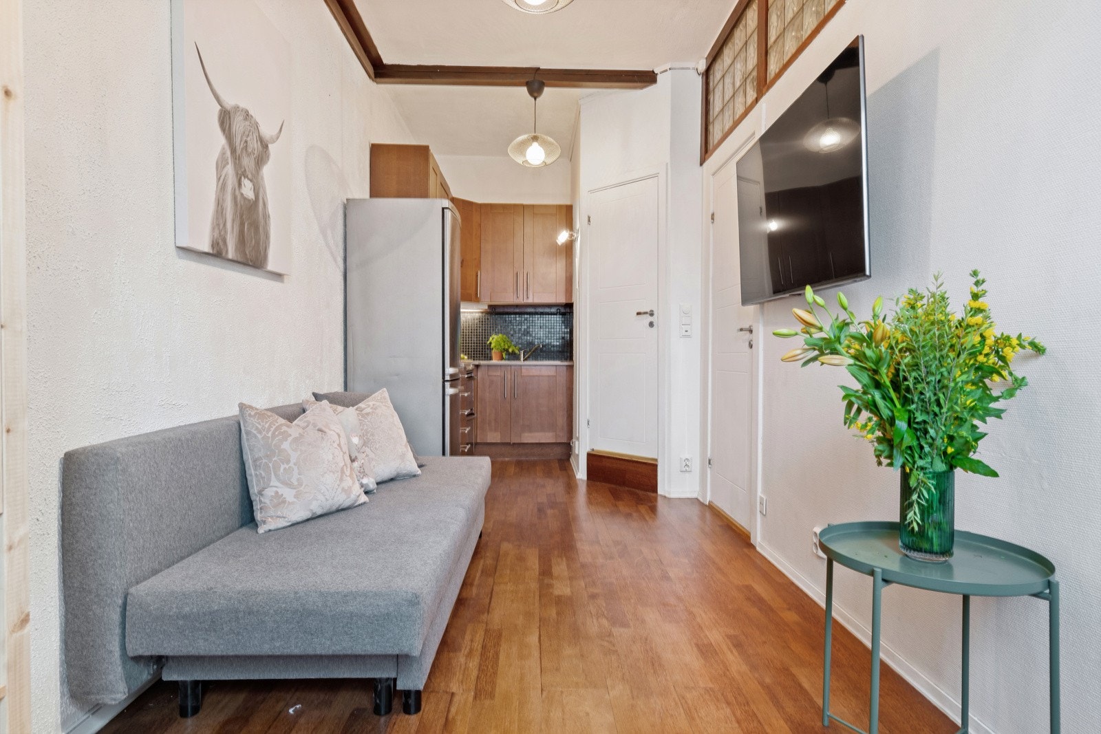 Velkommen til arealeffektiv studioleilighet med tilgang til felles takterrasse! Galleribilde