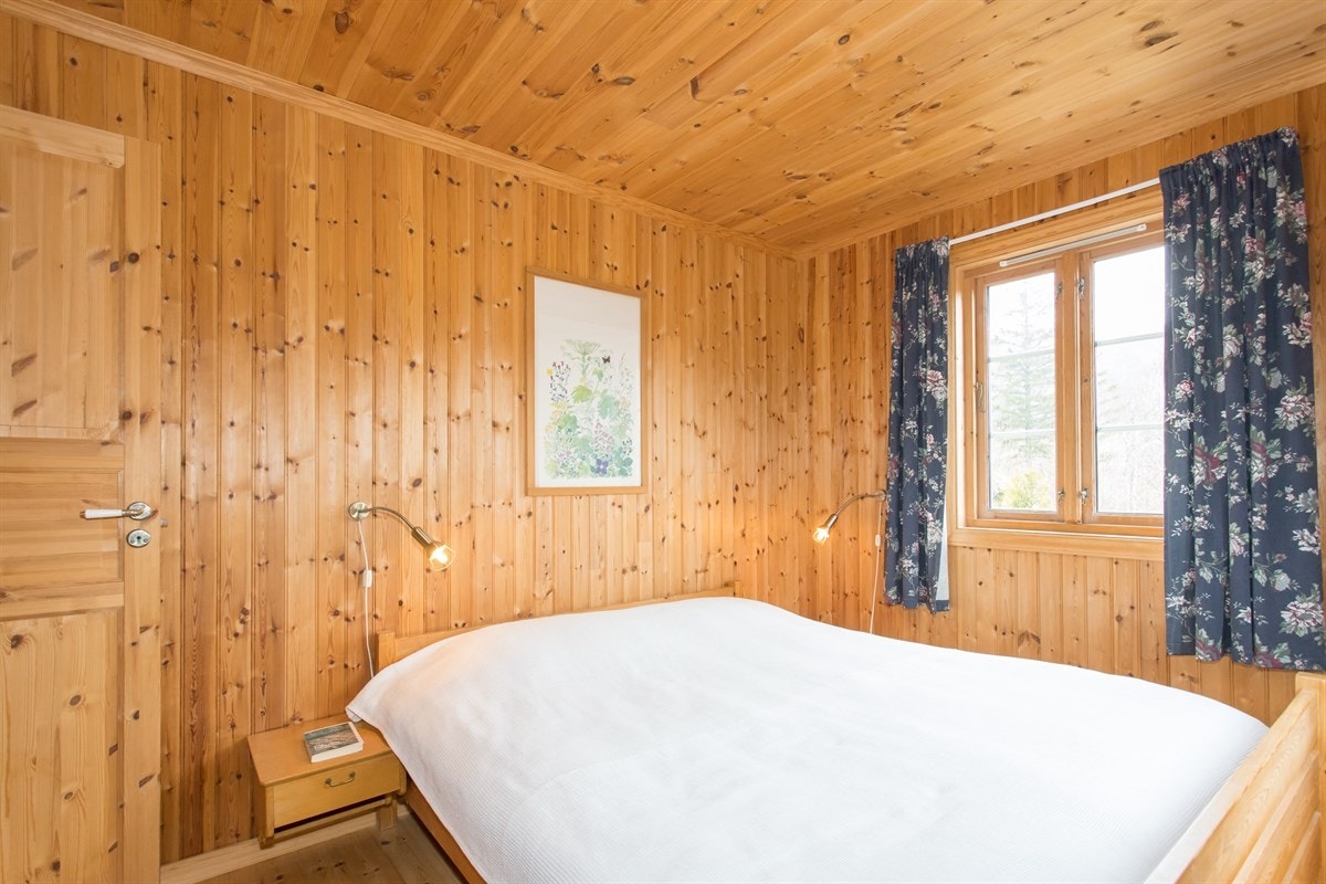 Soverom 1. etg. Galleribilde