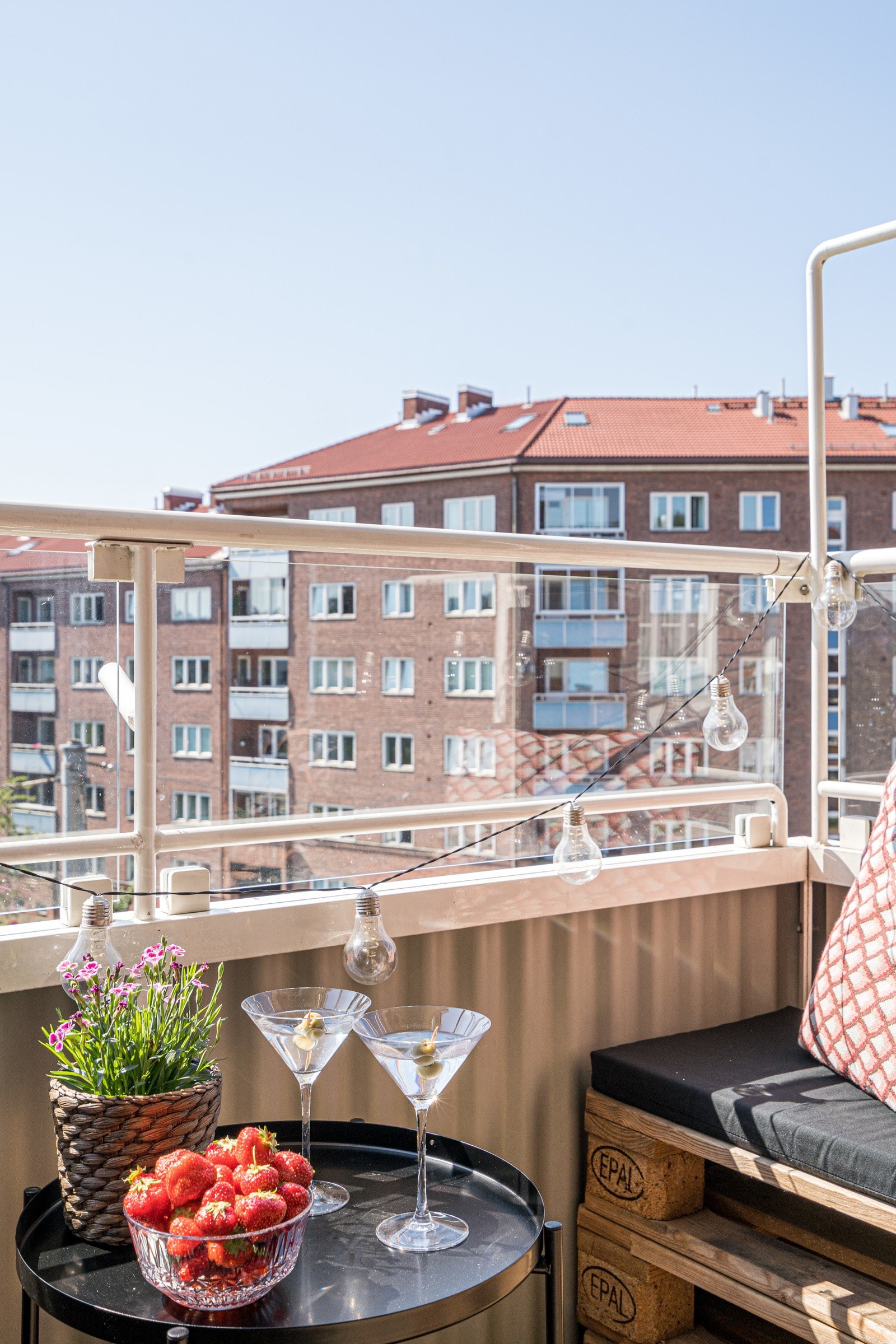 Lag en koselig sittegruppe og nyt varme sommerdager! Galleribilde