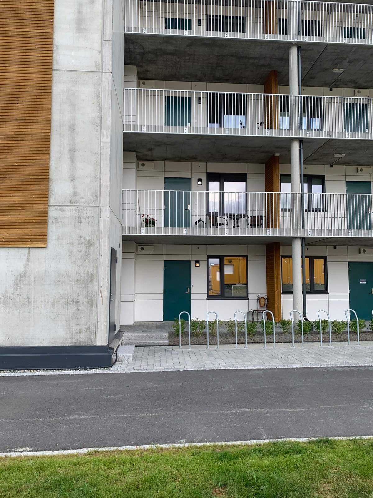 Inngang til leilighet M2-102 Galleribilde