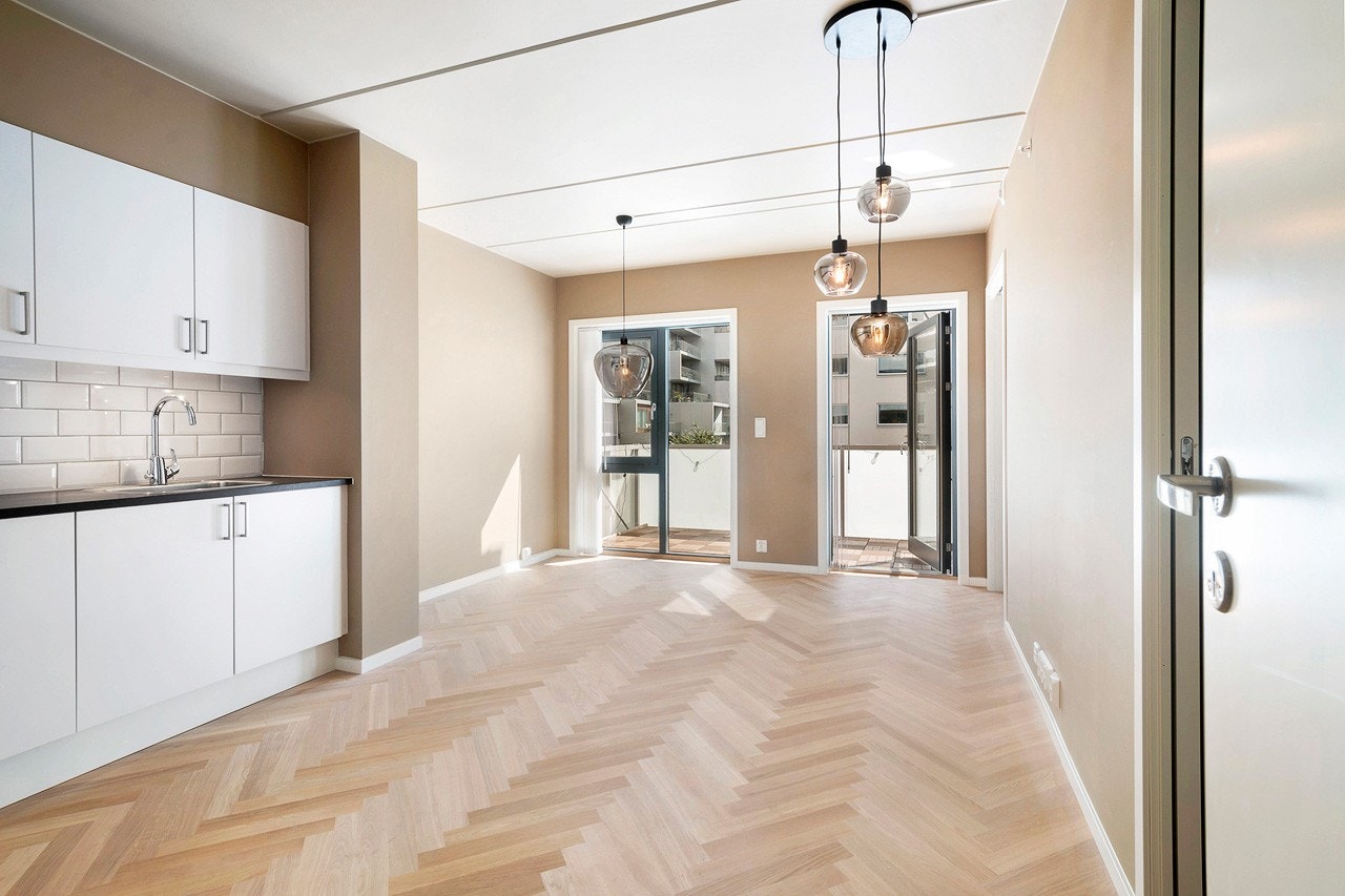 Nydelig 2-roms leilighet med påkostede detaljer + vannbåren gulvvarme i alle rom + elektriske varmekabler på bad. Galleribilde