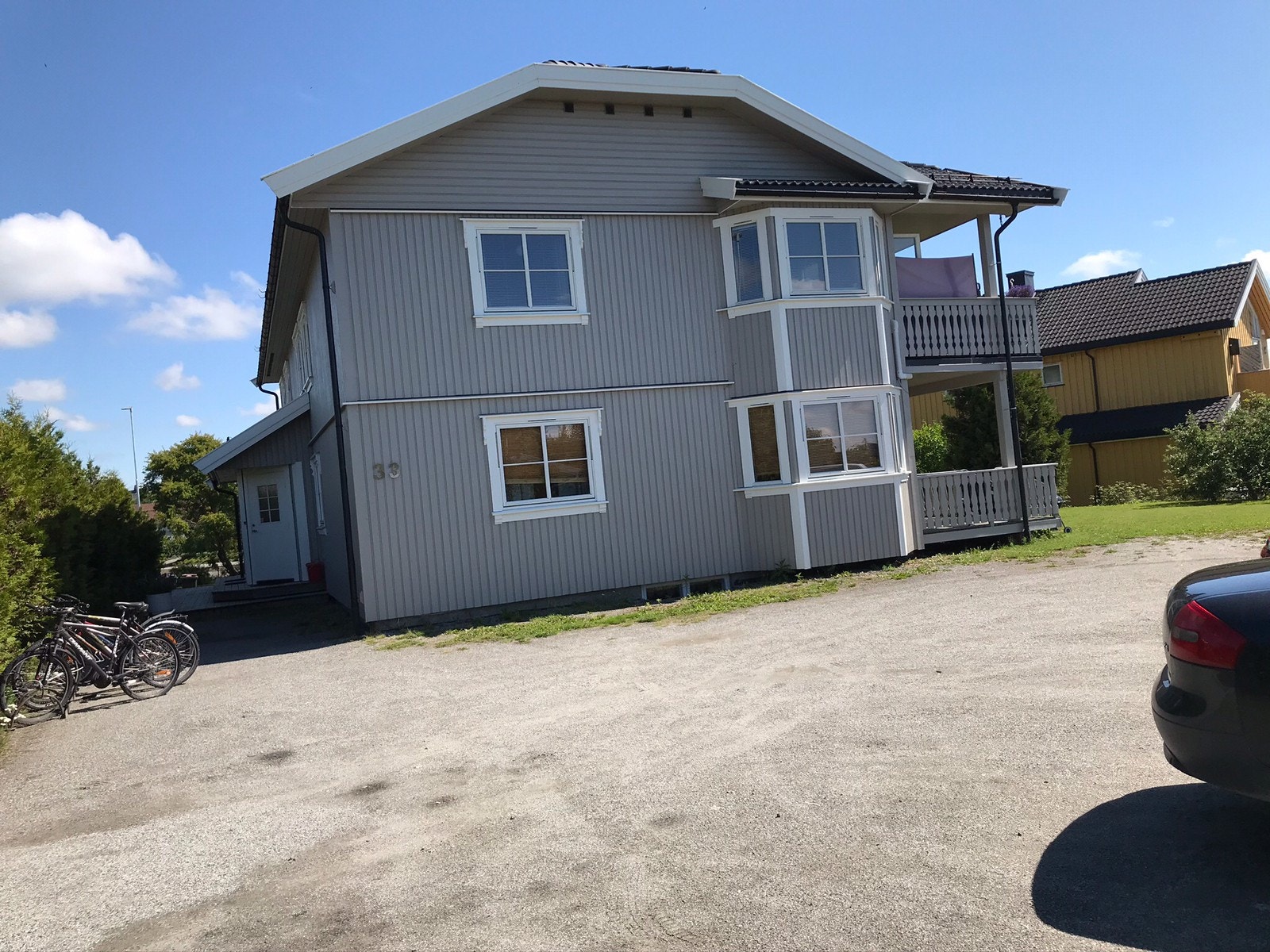 Gårdsplass Galleribilde
