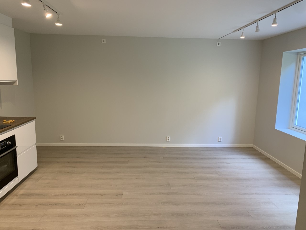 Stue med varmekabler i gulv Galleribilde