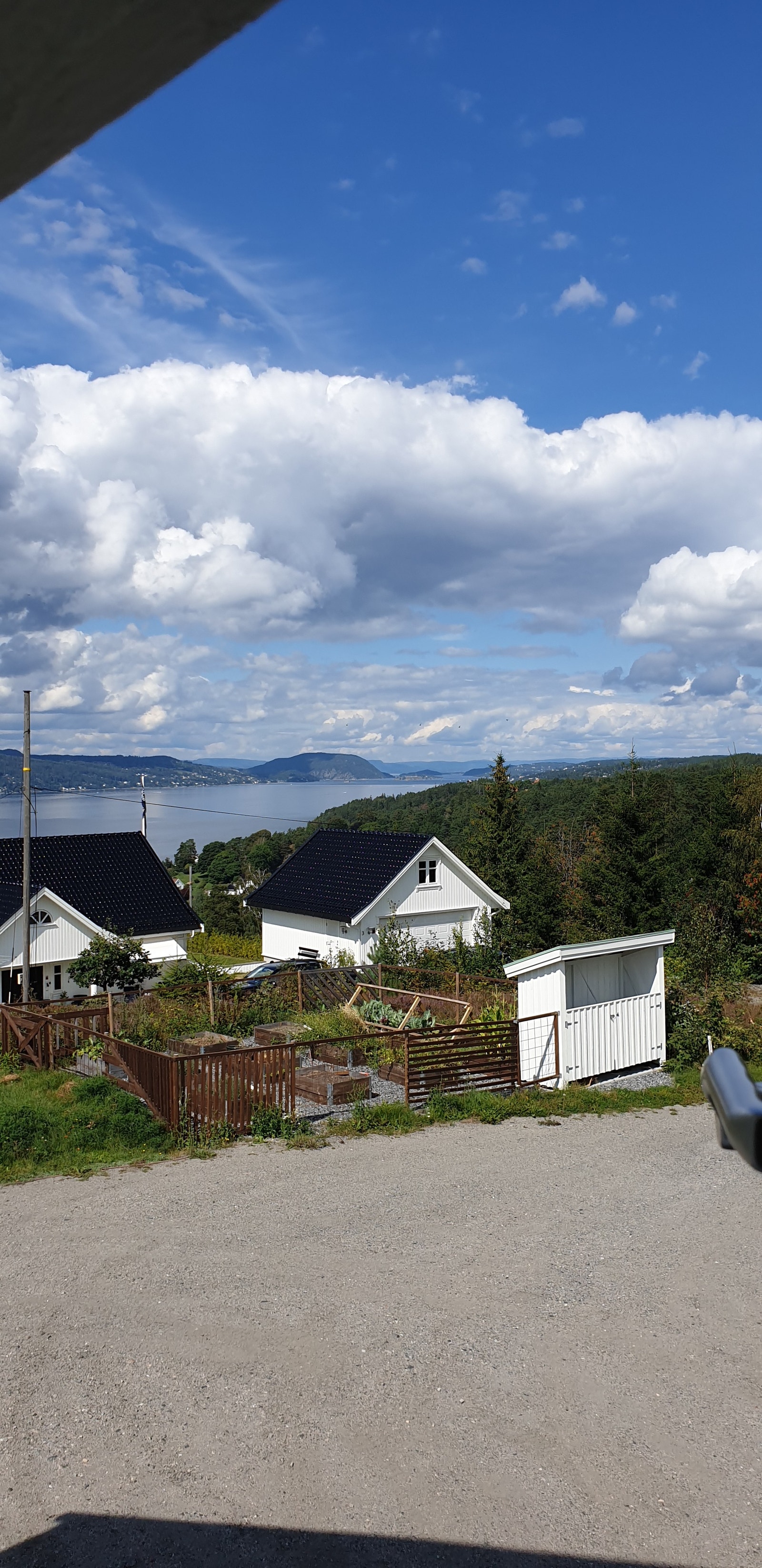 Utsikt fra stuevindu Galleribilde