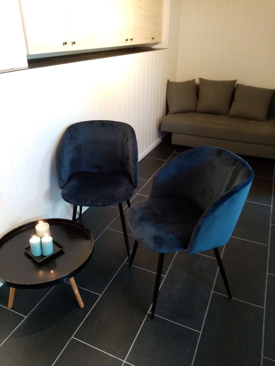 Sittegruppe med bord Galleribilde