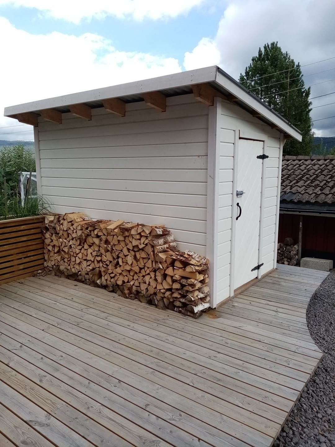 Bod med lagringsplass tilknyttet hybelen Galleribilde