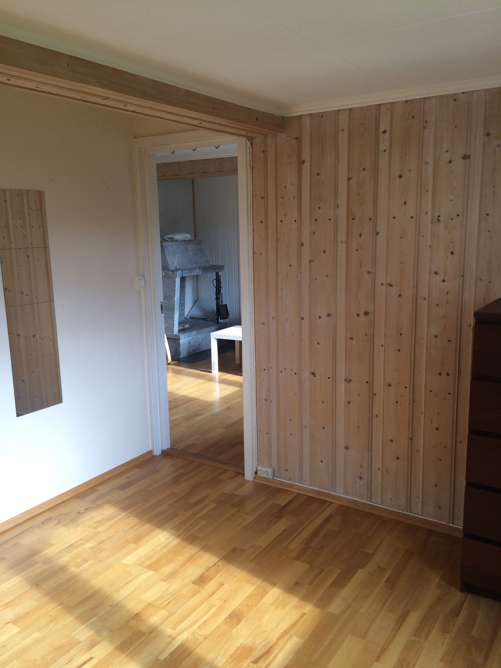 Fra hybel mot stue Galleribilde