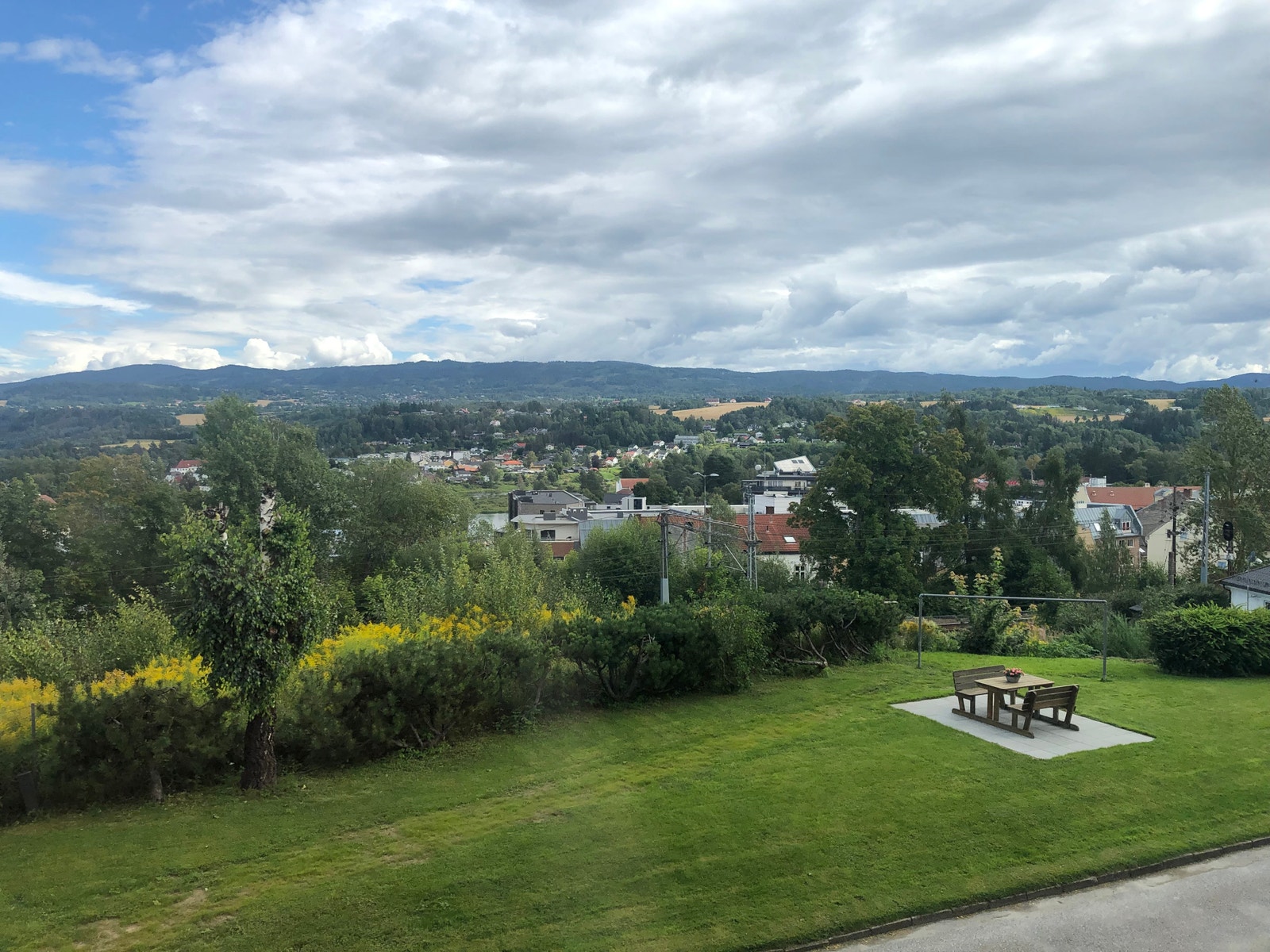 Utsikt fra soverom 1 og soverom 2 Galleribilde
