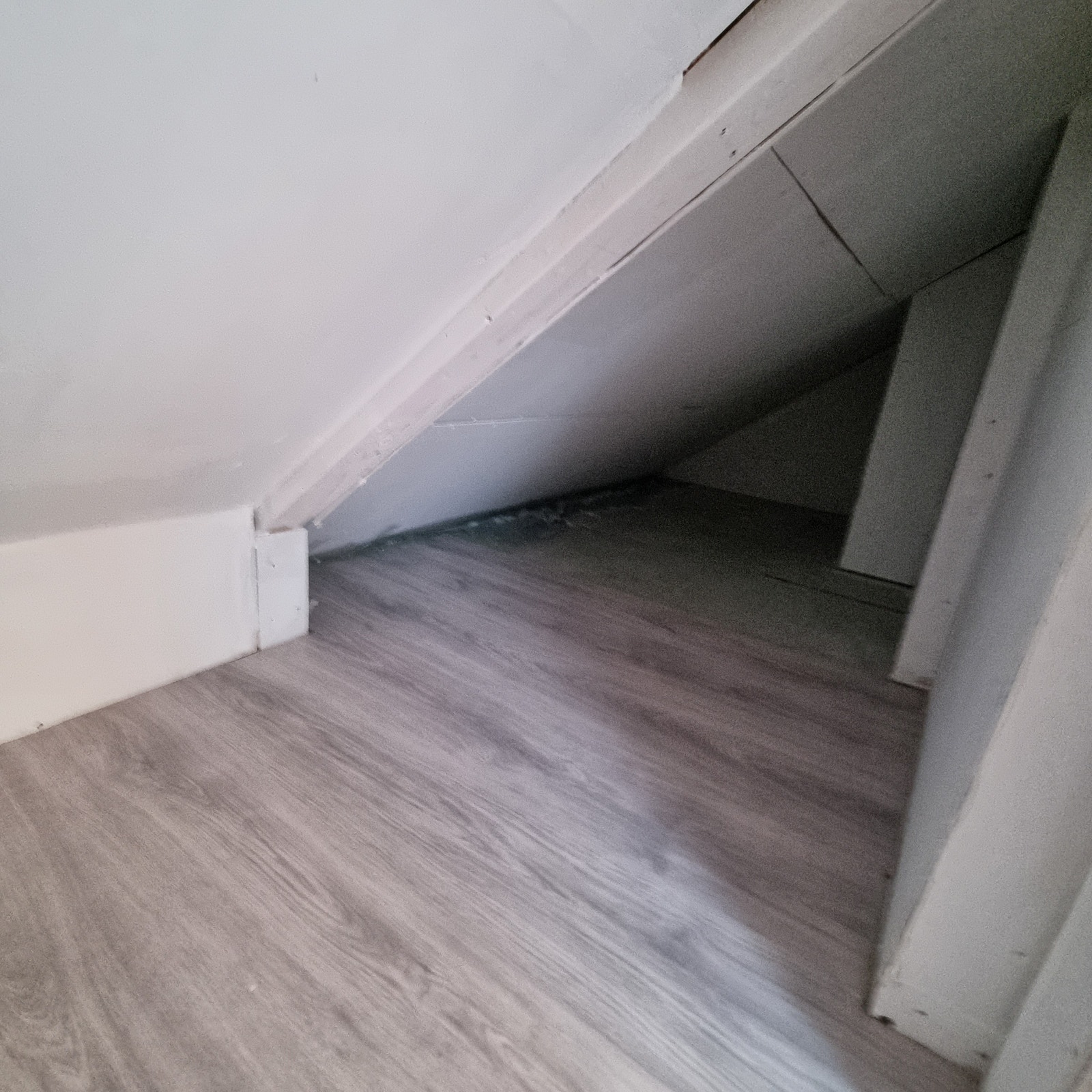 Stor oppbevaringsplass innenfor soverom 1 Galleribilde