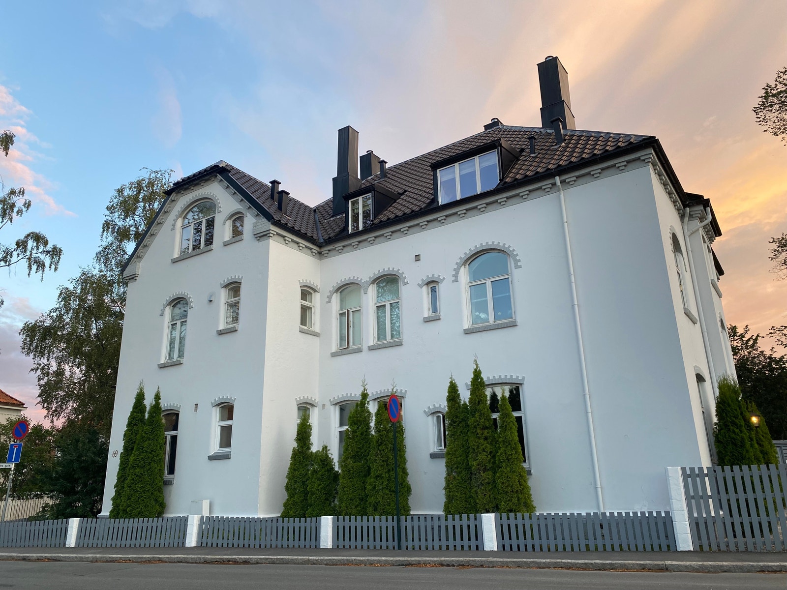 En vakker og velholdt villa, Villa Godt Haap - kanskje den fineste i Trondheim? Galleribilde