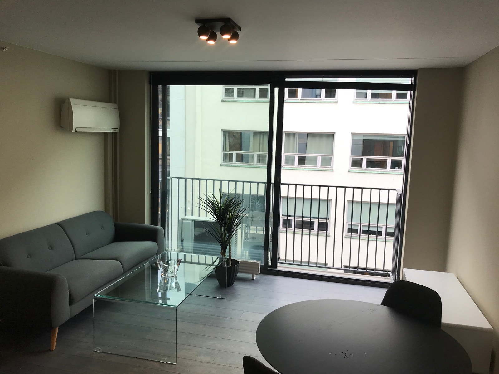 Totalrenovert sommer 2021 med fransk balkong Galleribilde