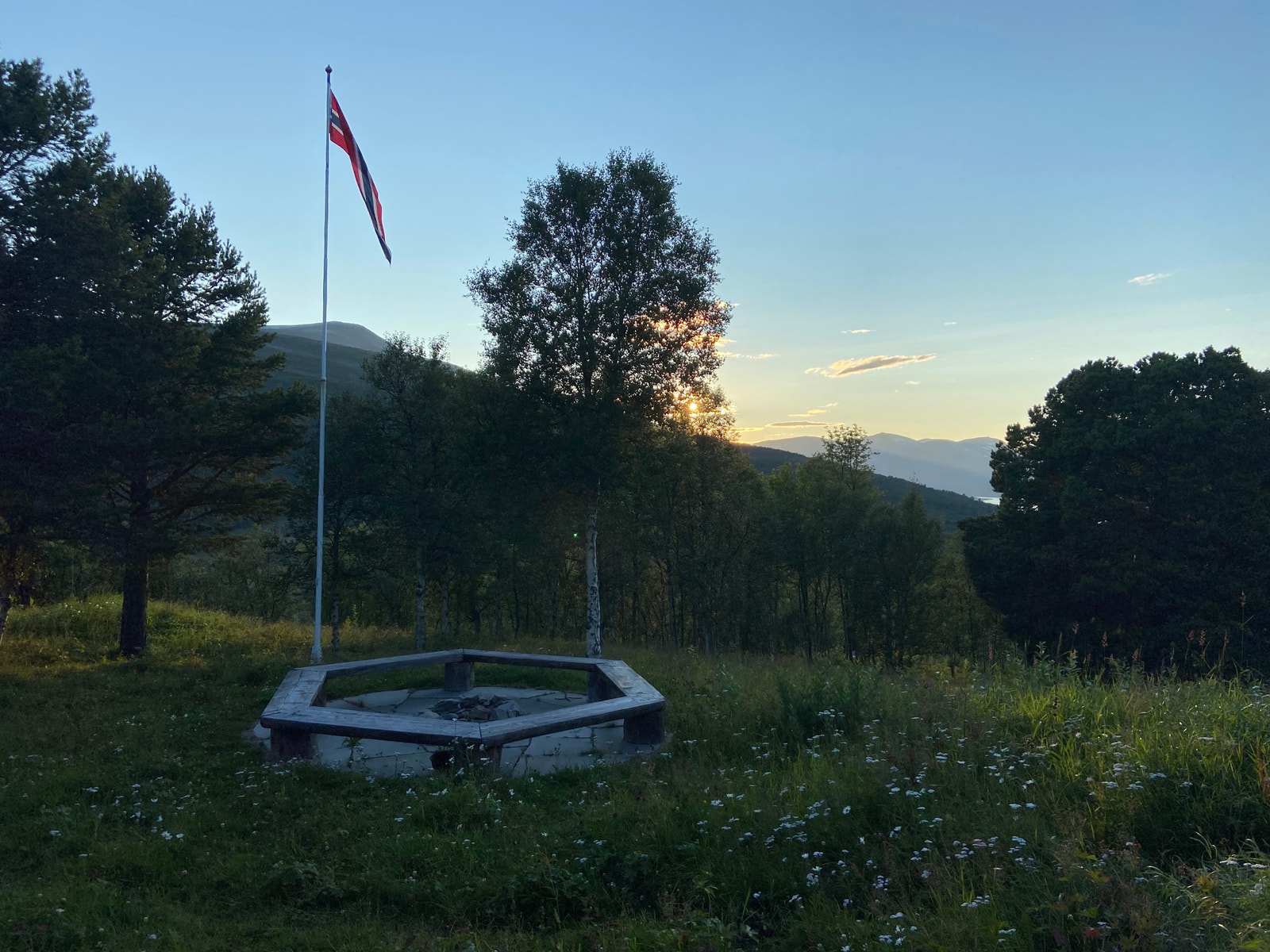 Solnedgang over Blåhøa Galleribilde