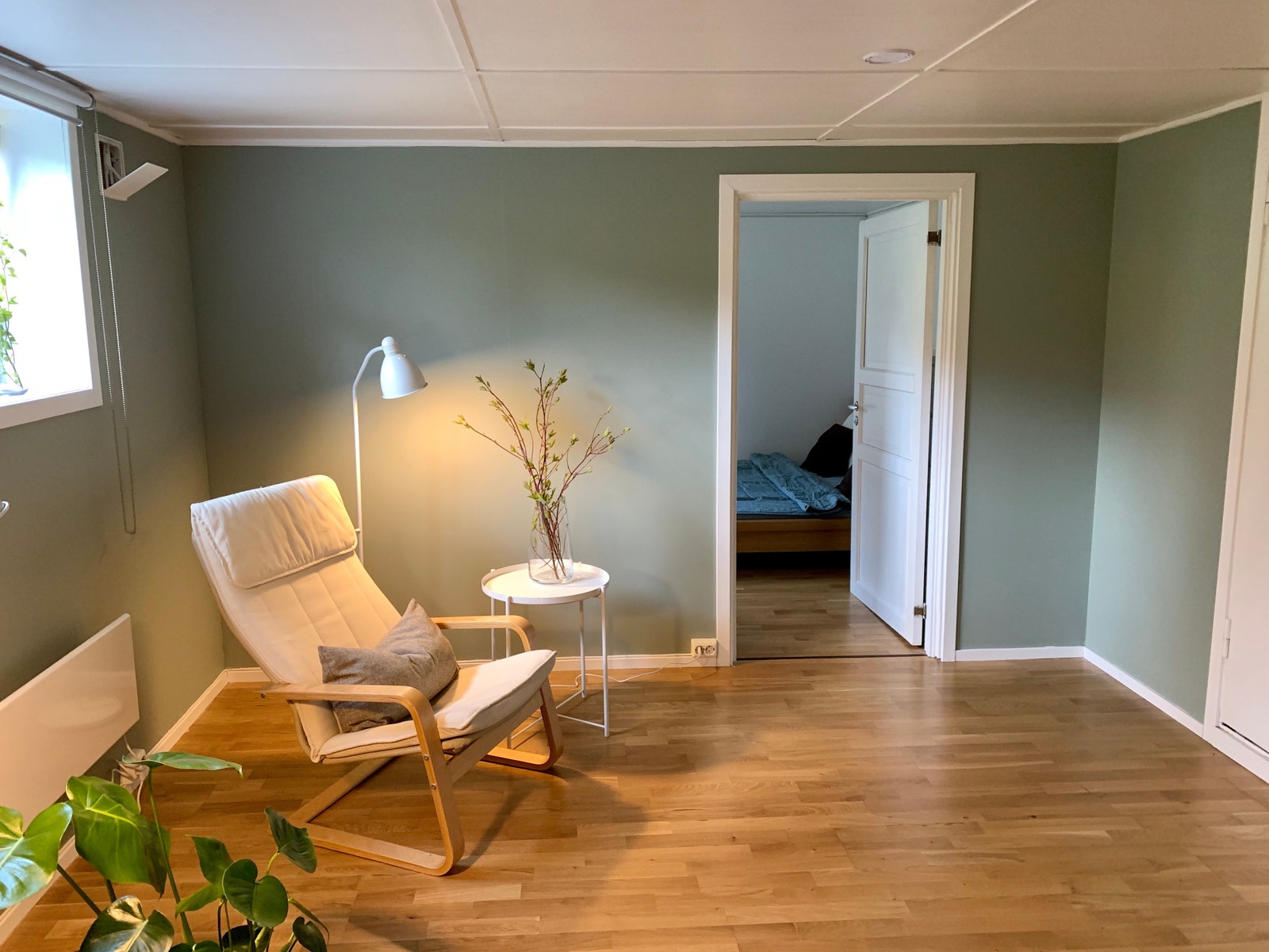 Lesekrok i stue utenfor soverom Galleribilde