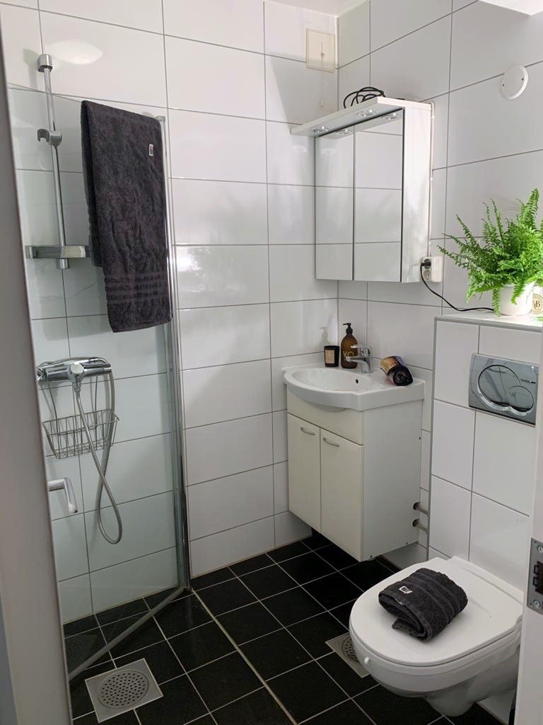 Baderom med varmekabler i gulv Galleribilde