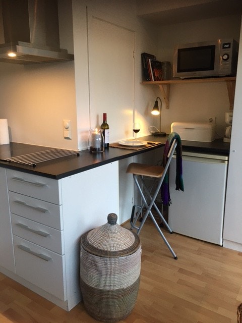 Spiseplass og arbeidsbenk Galleribilde