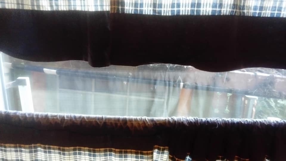 ute i hagen e det et dukkehus/lekehus, greit viss du har barn...tiny little copy house... Galleribilde