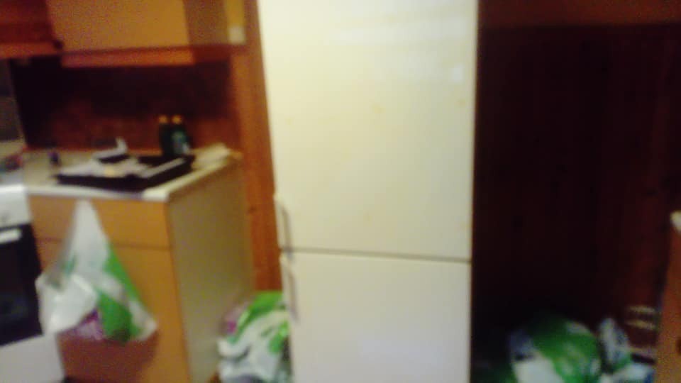 kjøkken mangle microbølgeovn og kopp-bestikk-vaske-maskin så må vaska alt for hånd. Galleribilde