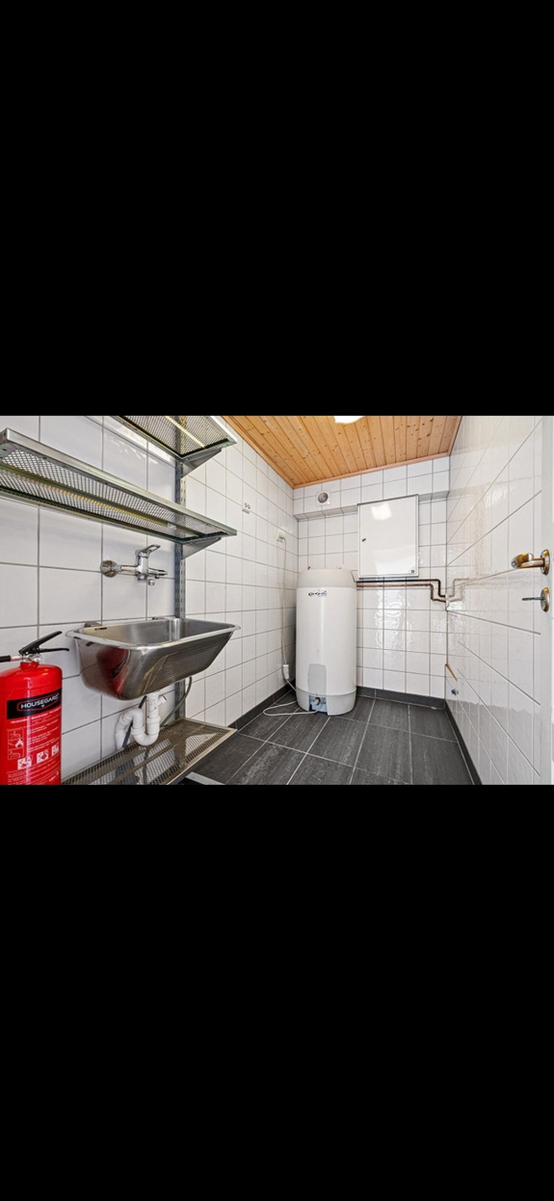 Vaskerom Galleribilde