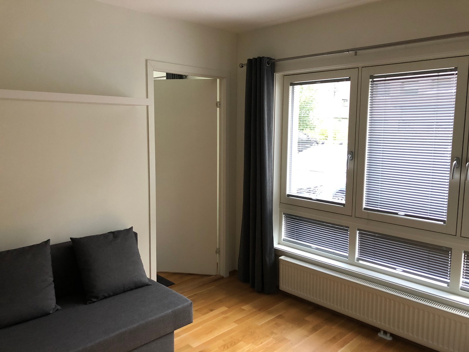 Stue/soverom Galleribilde