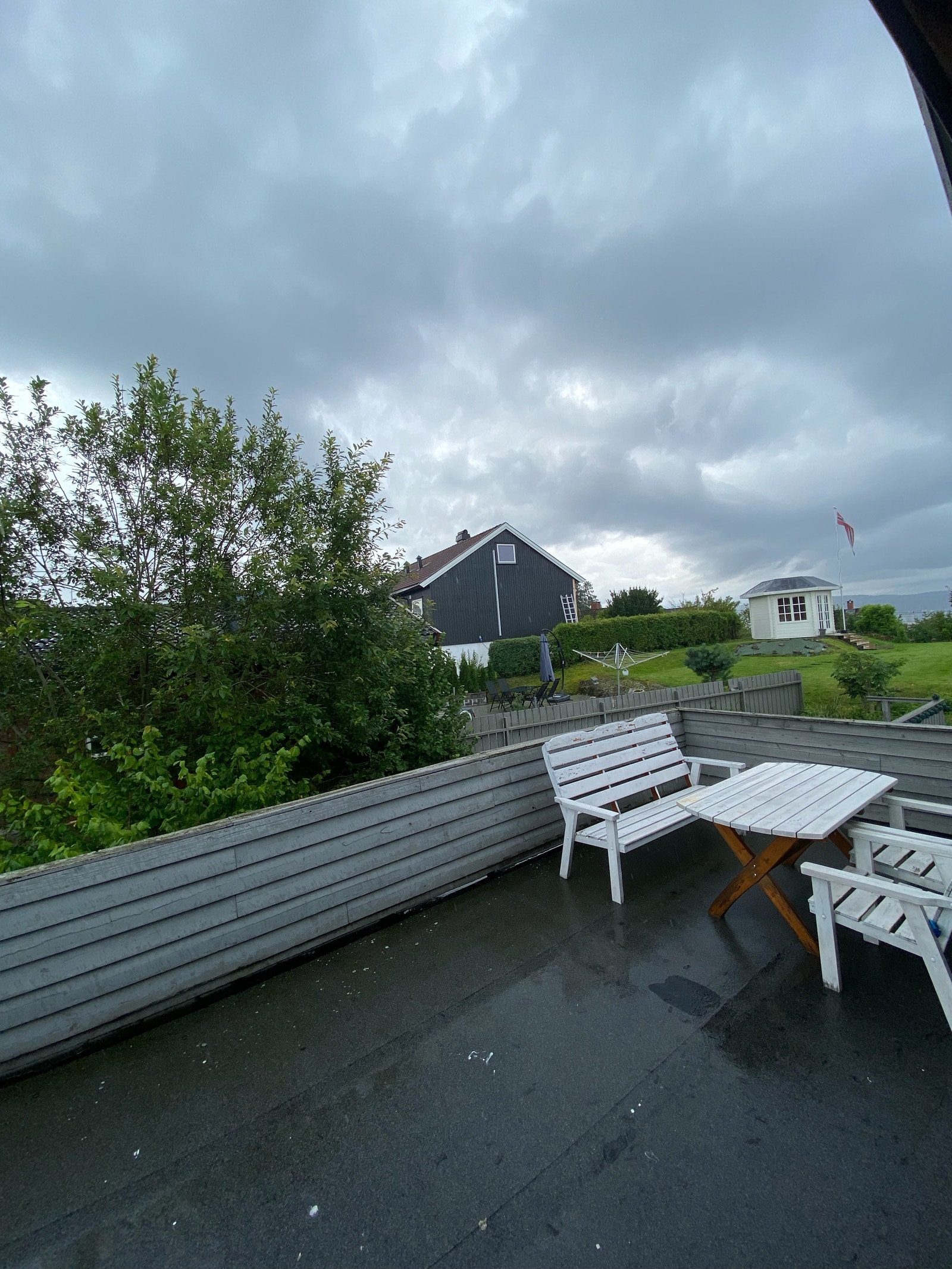 Uteplass Galleribilde