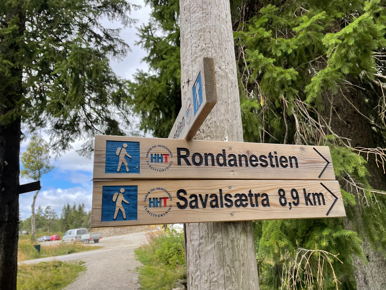 2 minutt å gå . så er du på Rondanestien Galleribilde
