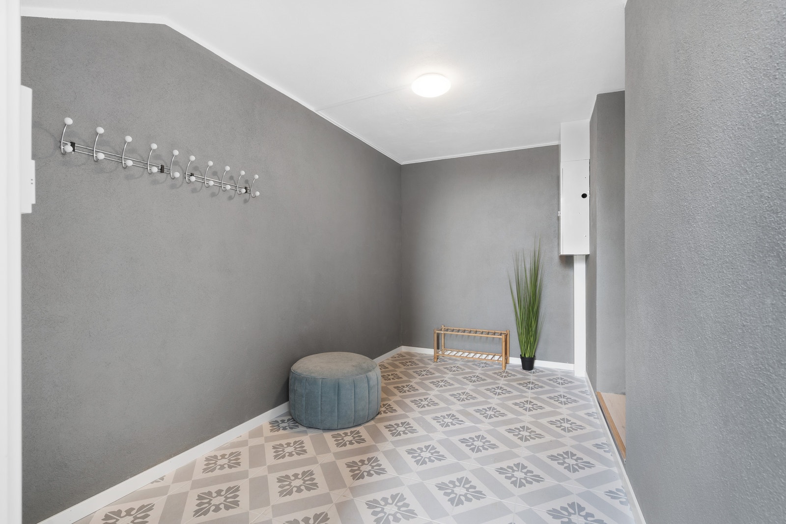 Stor entre Galleribilde