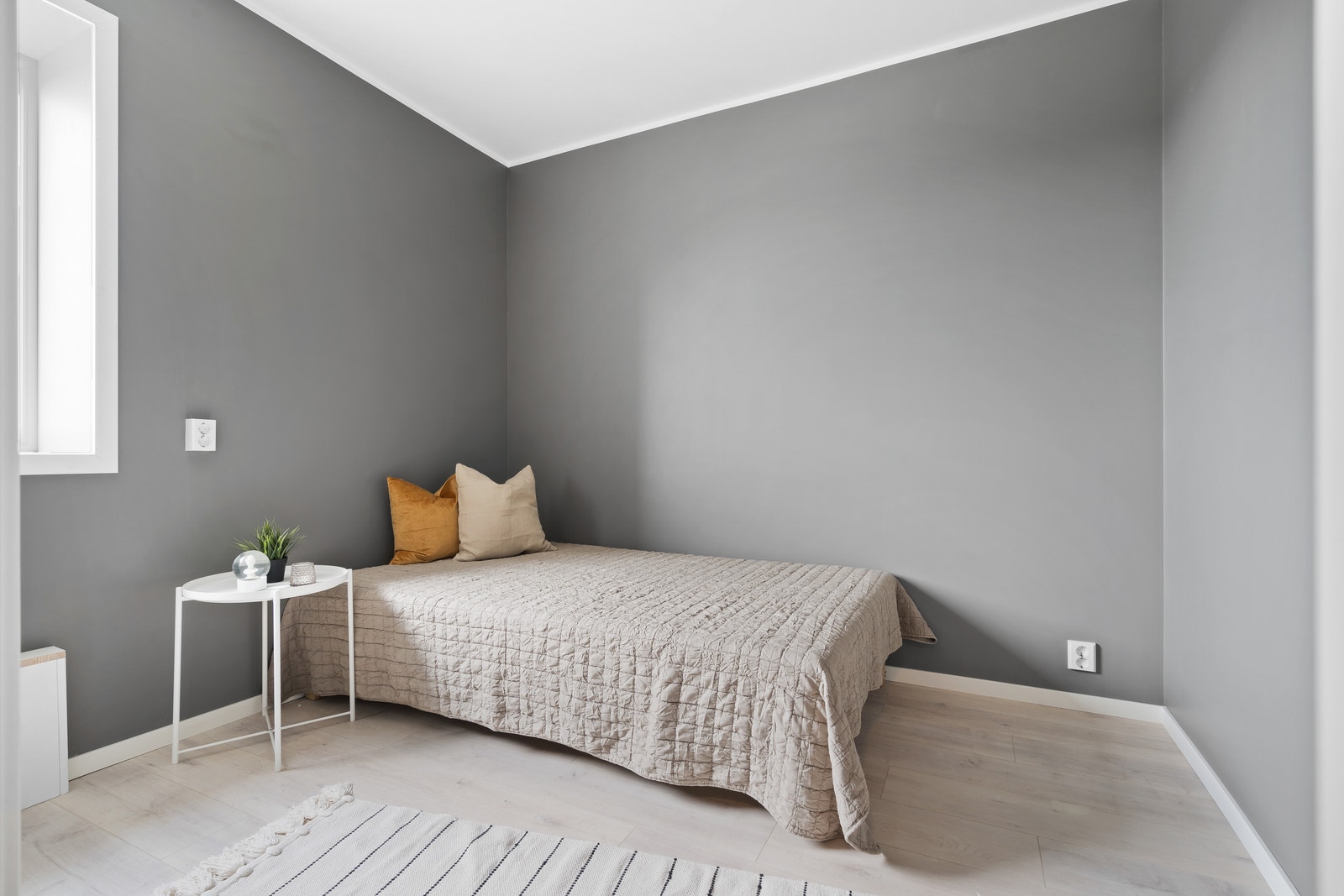 Sov 2. LEDIG Galleribilde