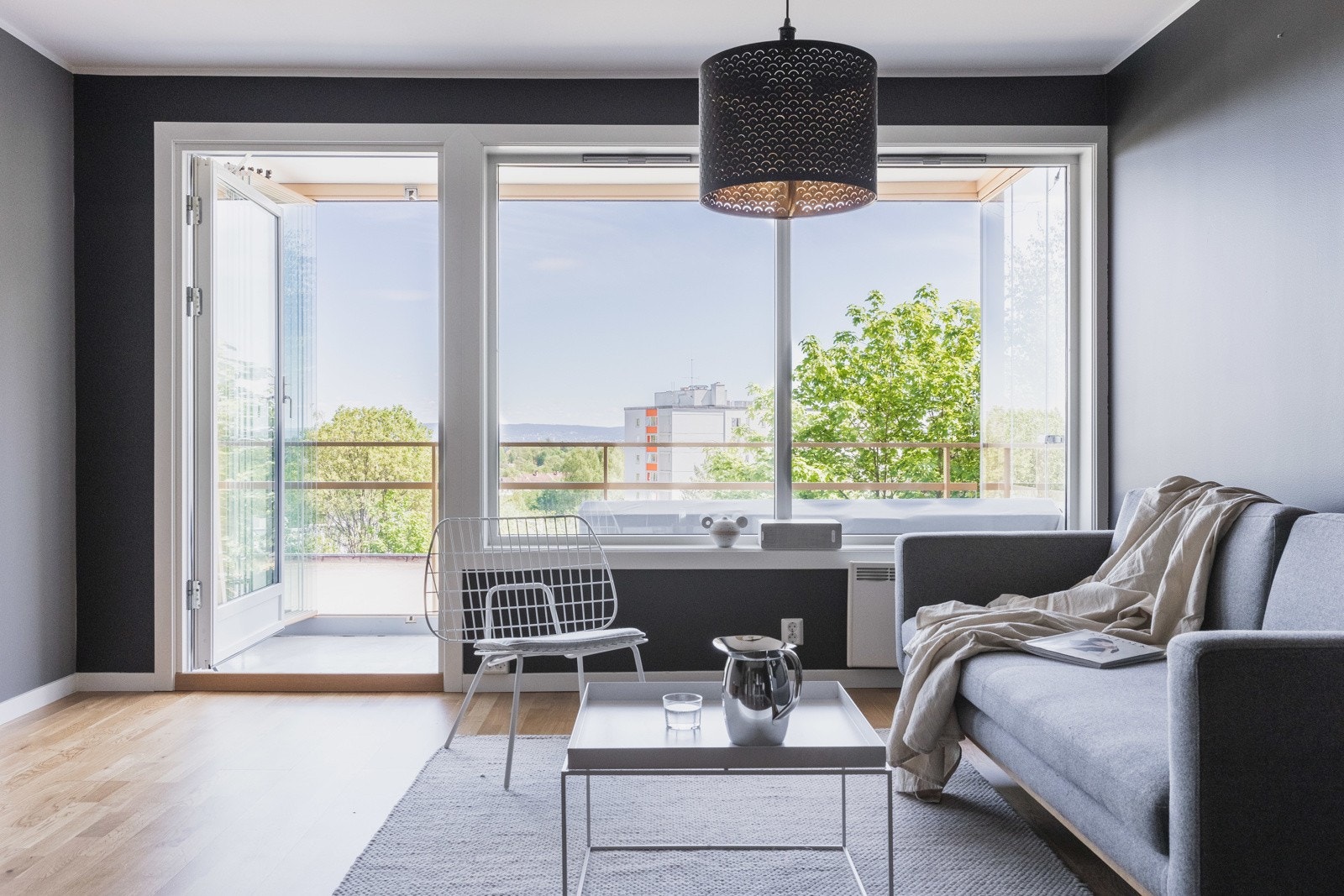 Velkommen til Hovseterveien 96, presentert av EIE ved Alexander Tangstad. Galleribilde