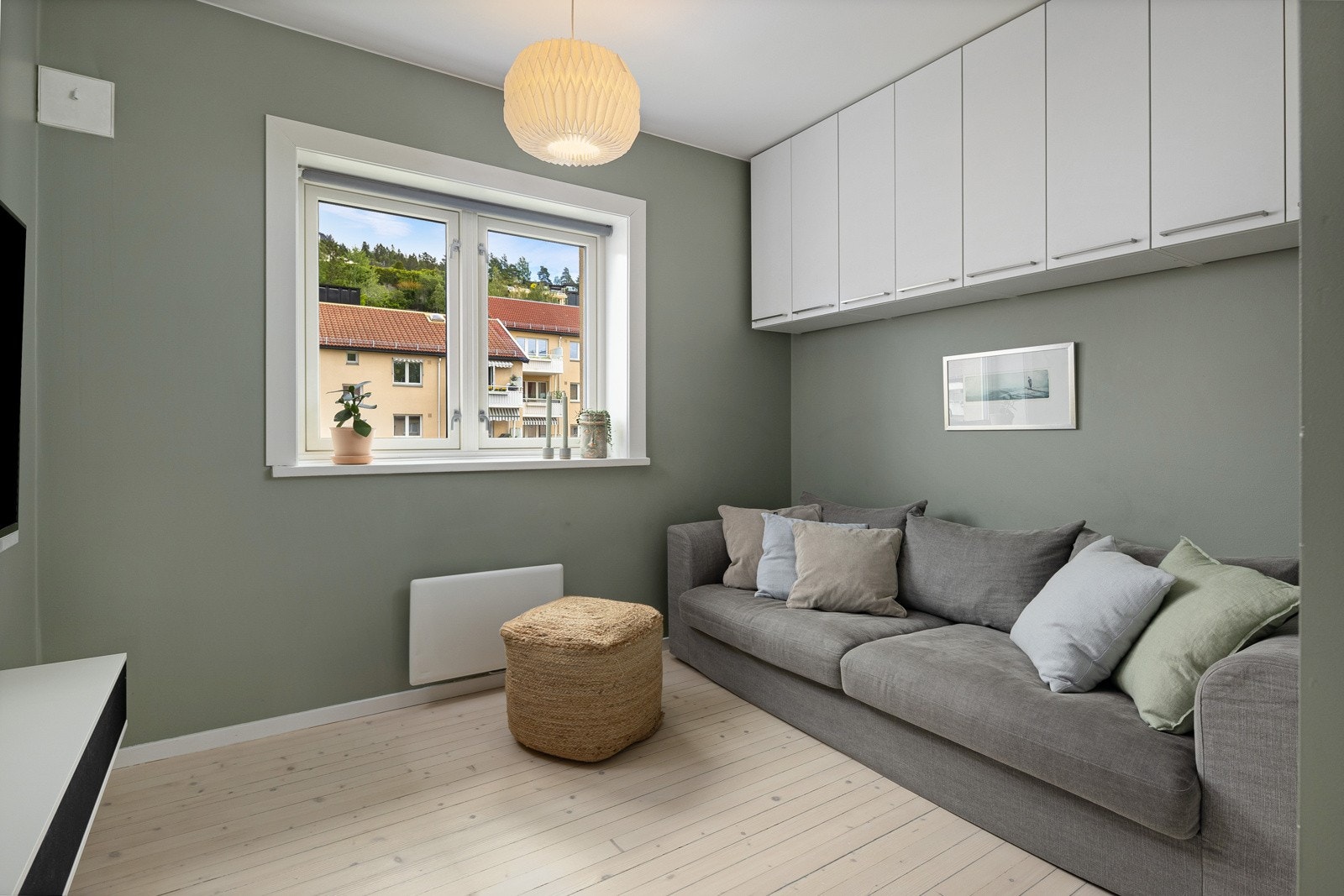 På soverom 2 er det god plass til dobbeltseng og øvrig møblement. Galleribilde