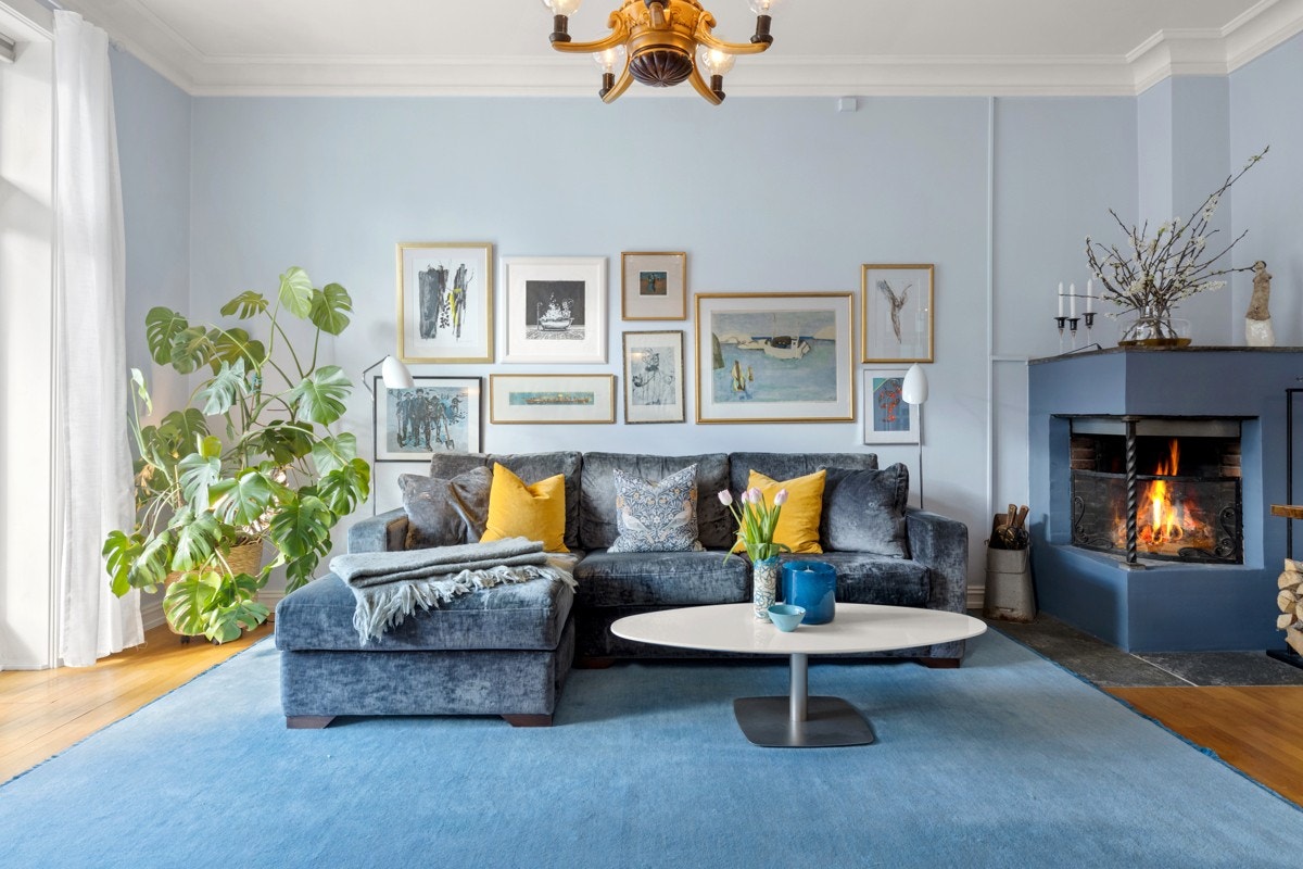 Stue nr.2, hyggelig stue med peis. Galleribilde