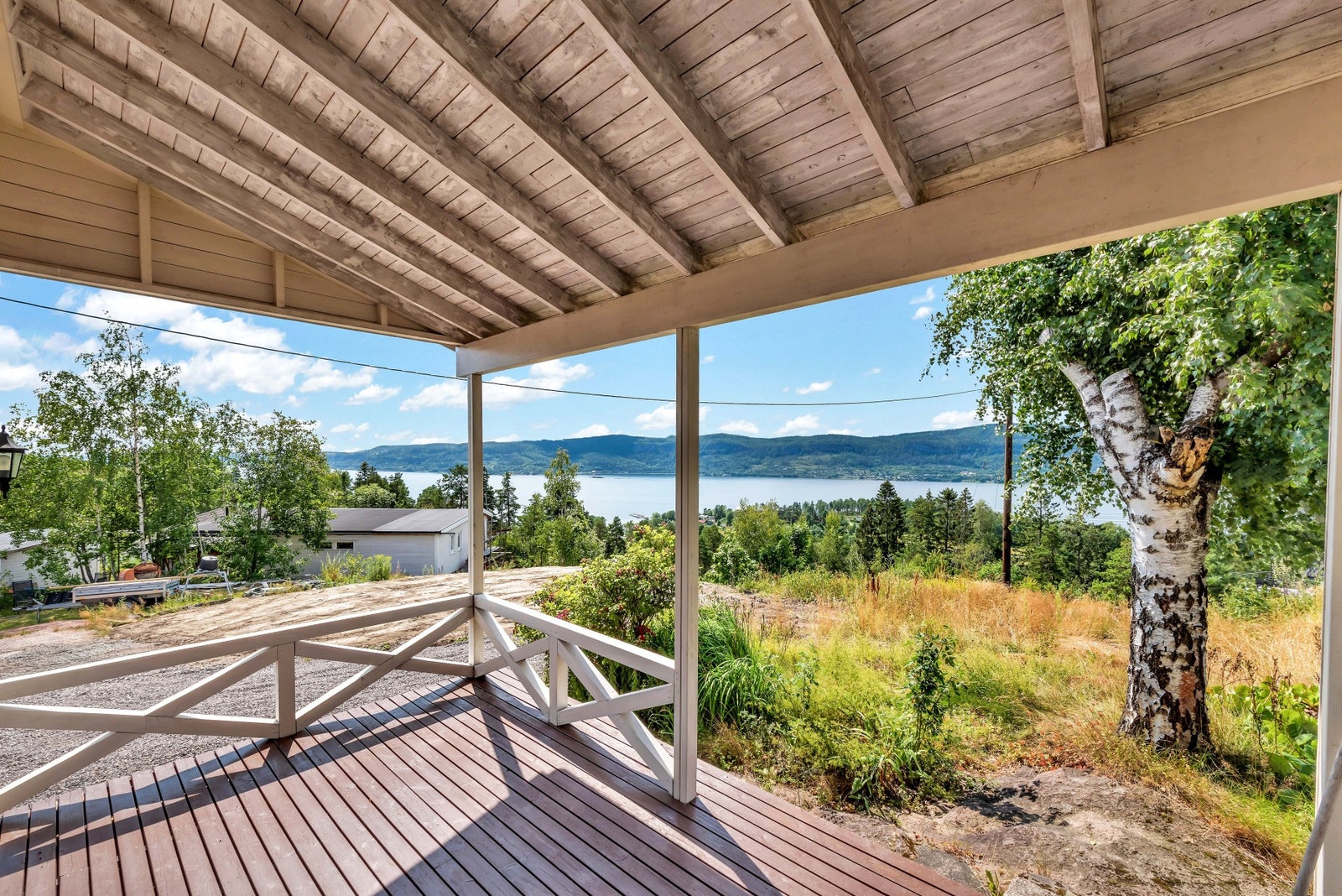 Terrasse med flott utsikt Galleribilde