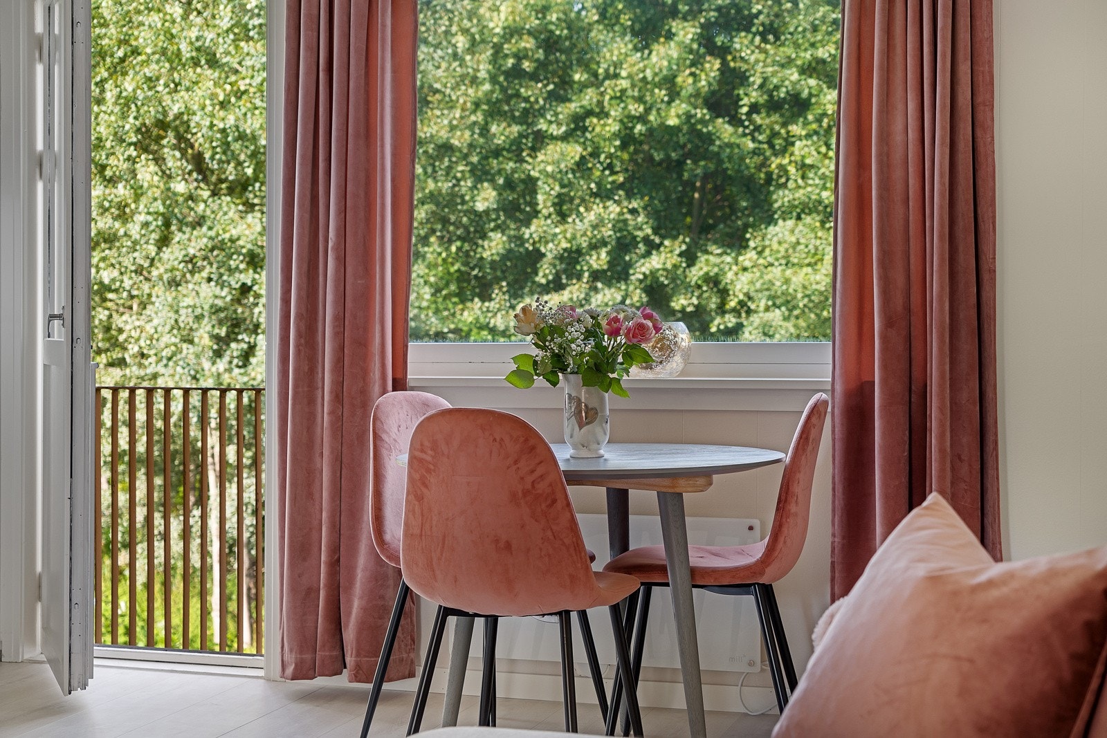 Velkommen til Hanskemakerbakken 9 B - En lekker & moderne 2-roms leilighet i 2. etg, beliggende i idylliske Ila Galleribilde