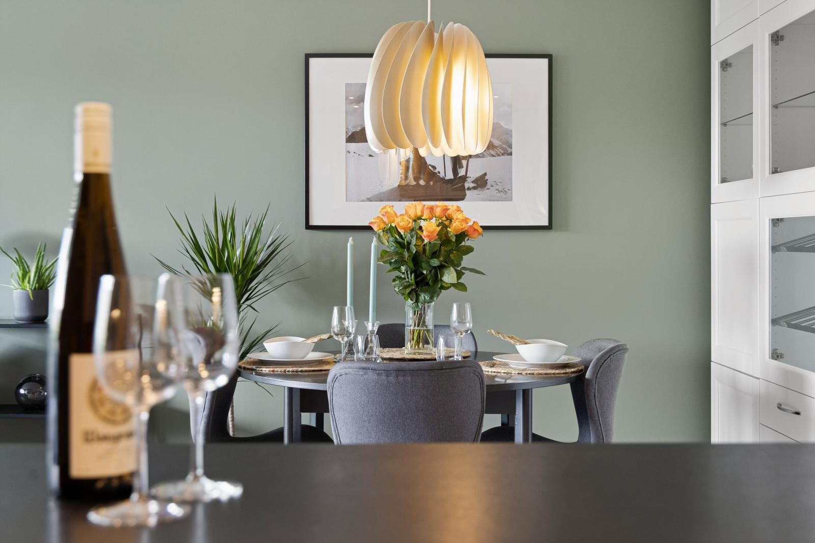 Stemningsbilde kjøkken- spisestue Galleribilde