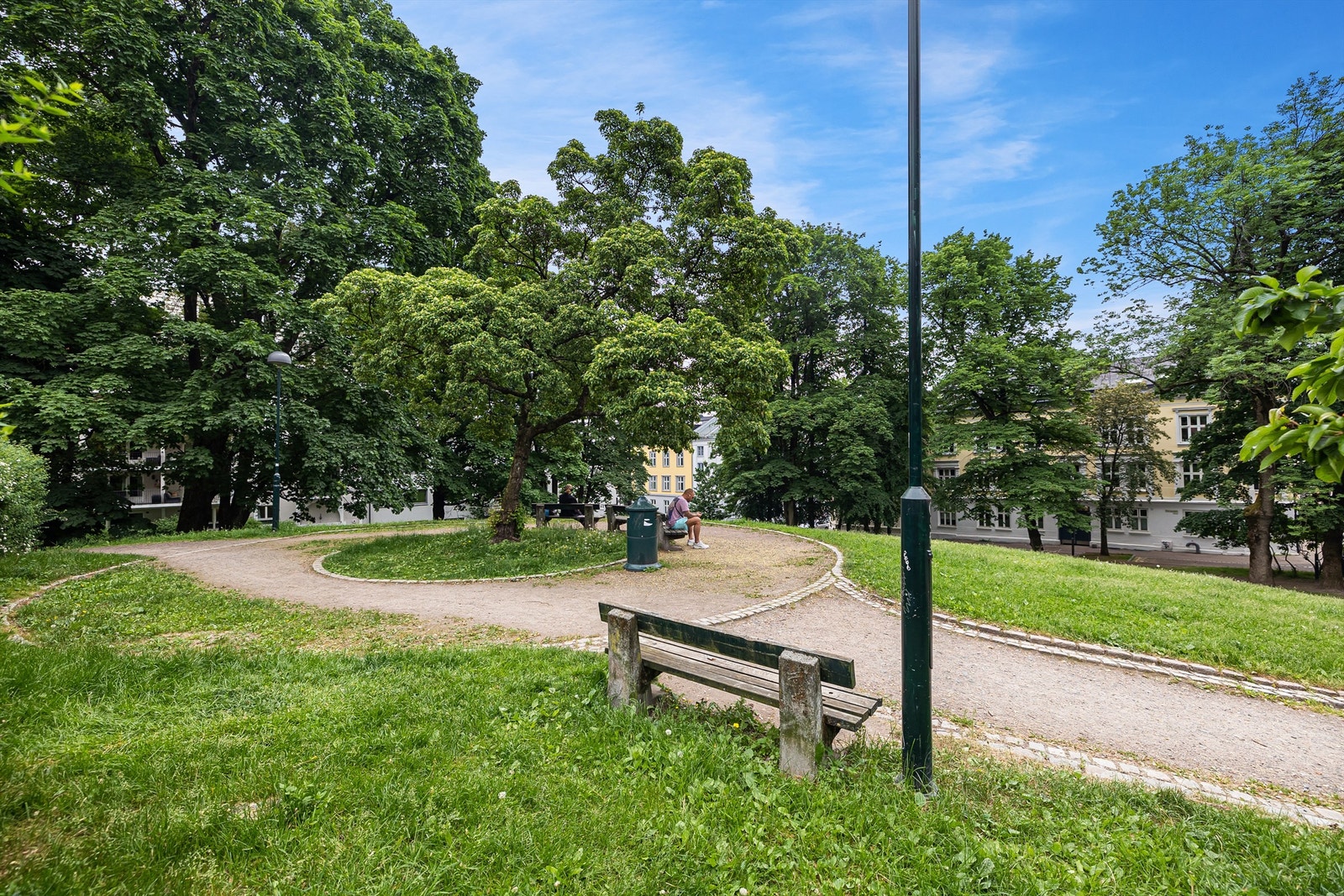 Kort vei til parken ved Bervens Løkke. Galleribilde