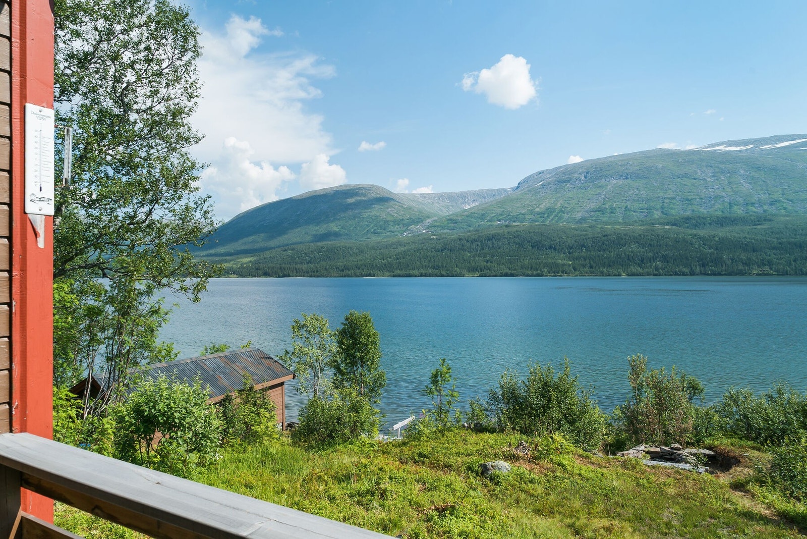 I området er det gode tur-, jakt- og fiskemuligheter. Jakt- og fiskekort kan kjøpes hos Statskog. Galleribilde