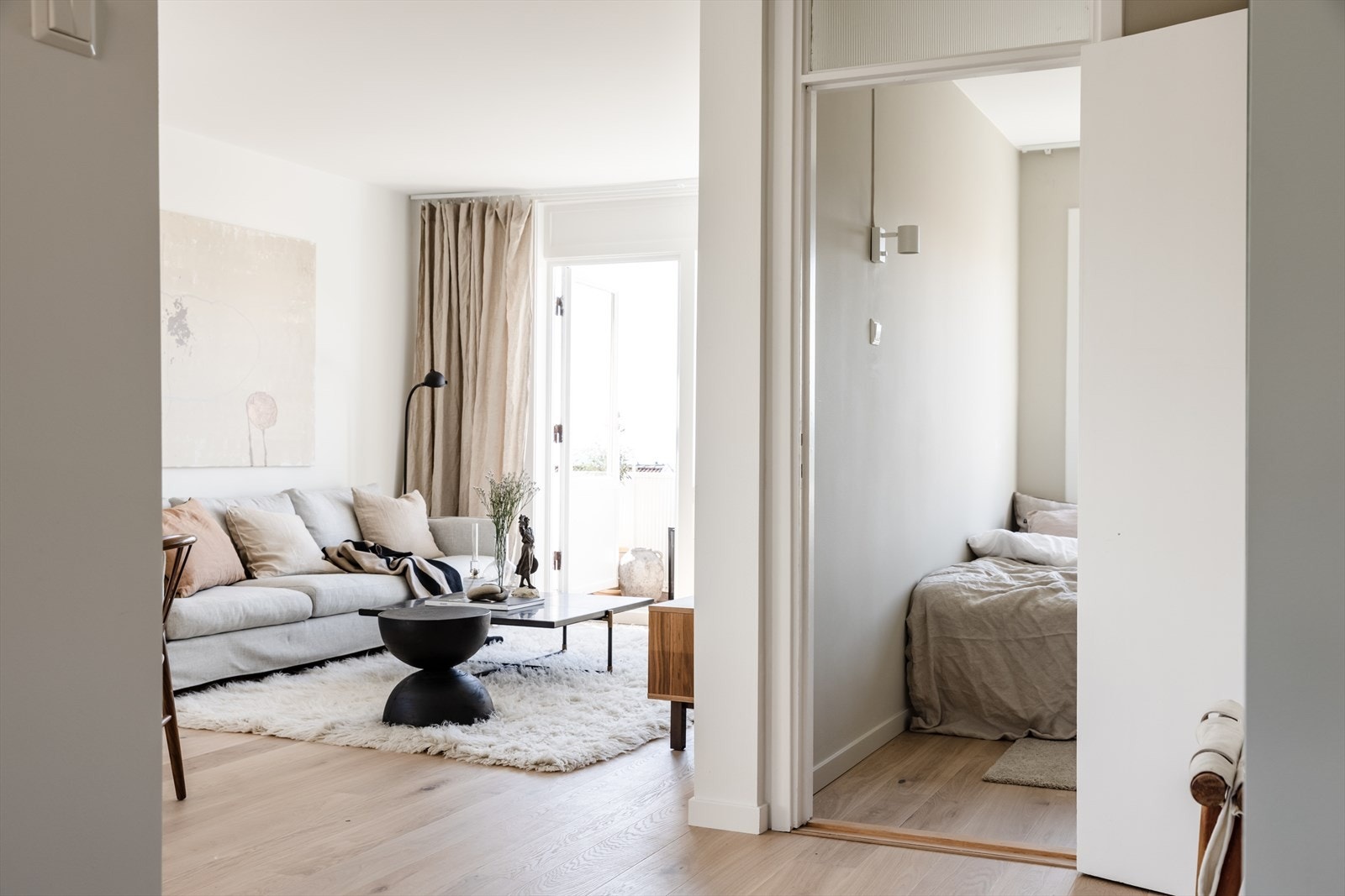 Alle overflater er sparklet og malt med ultramatt Jotun PureColor Galleribilde
